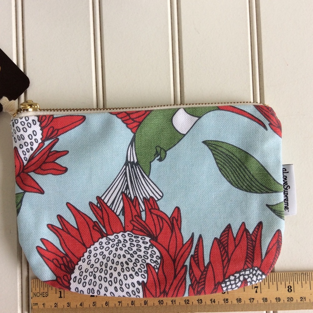 A Love Supreme: Makeup Pouch From South Africa - Picture 10 of 11